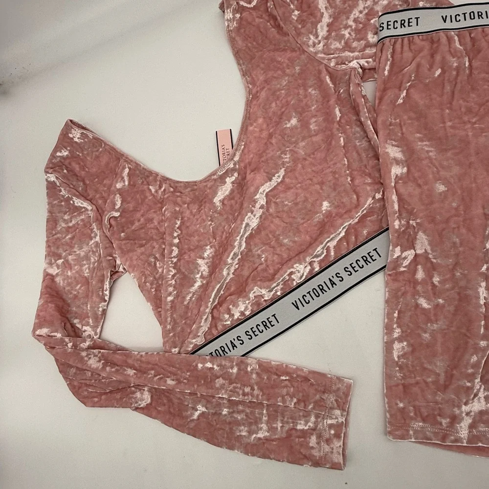 Victorias Secret Top Shorts Womens Pink Crushed Velvet Crop Sleep Set🩷BNWT🩷 - Picture 4 of 16